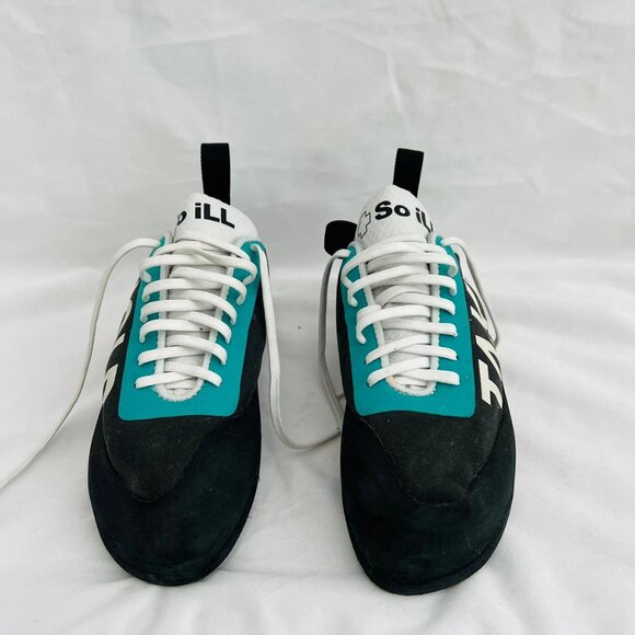 So iLL - Climbing Shoes with Laces - Never Used - Picture 1 of 2